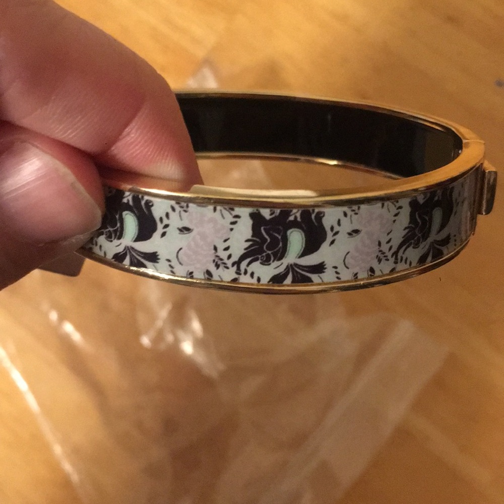 Banana Republic Bangle Bracelet NWT